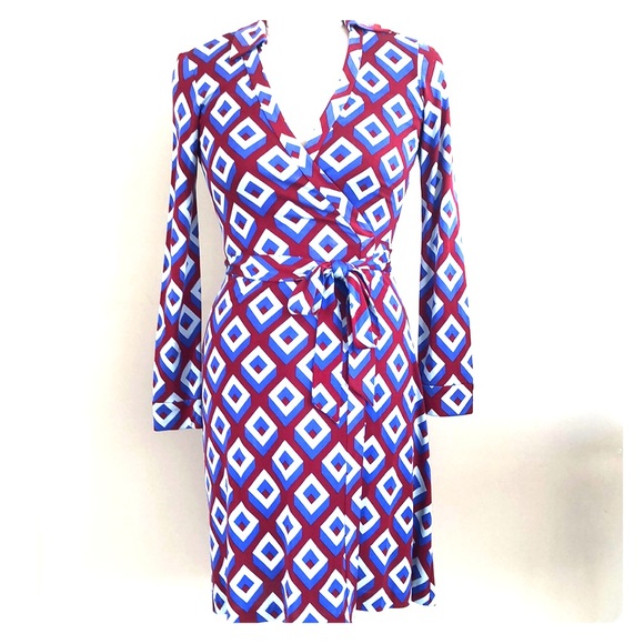 Diane Von Furstenberg NWT Vintage Print Wrap Dress - Picture 1 of 7
